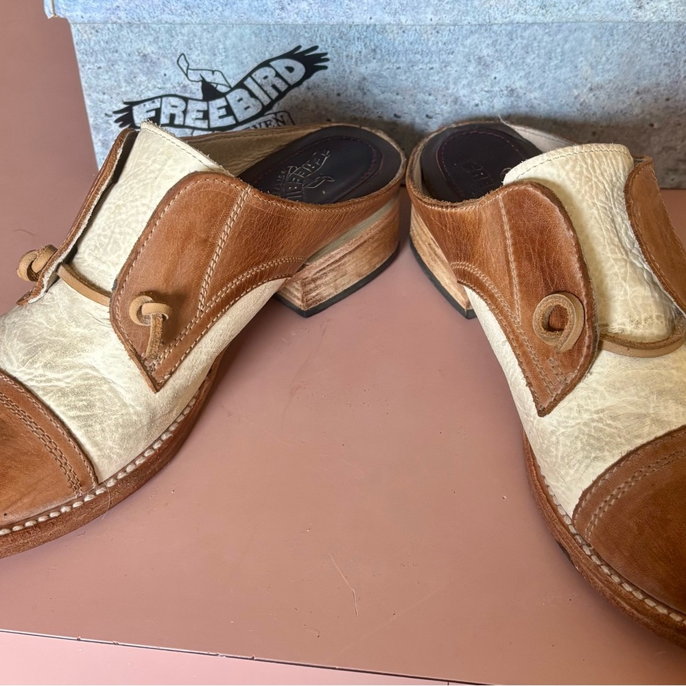 Freebird Tan and Cream Loafers Slip-Ons